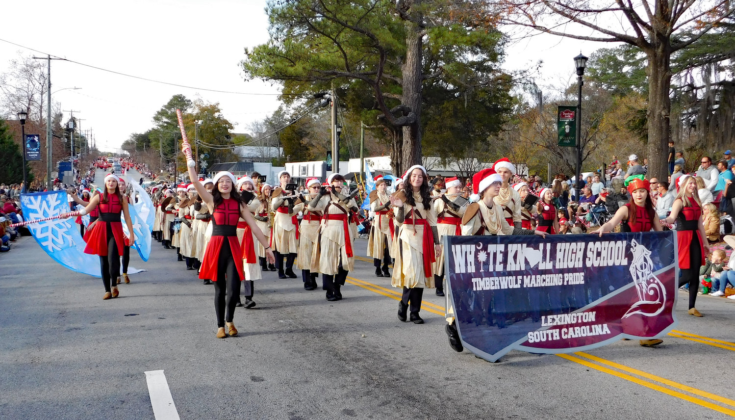 Photos Christmas Parade closes out Lexington's Snowball Festival
